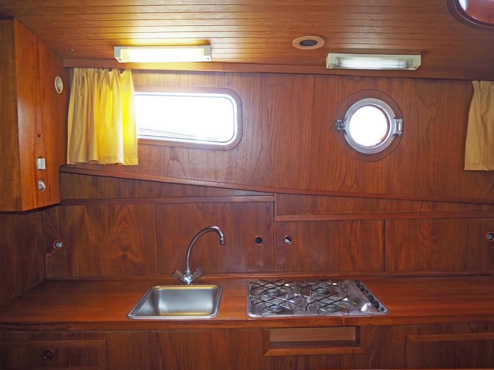 Fore ship, Accommodation